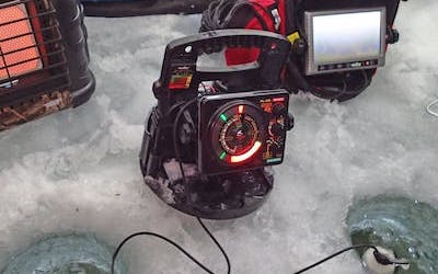 Best ice fishing flasher