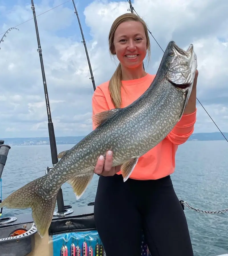 Photo of a lake trout caught by trolling with a dodger setup